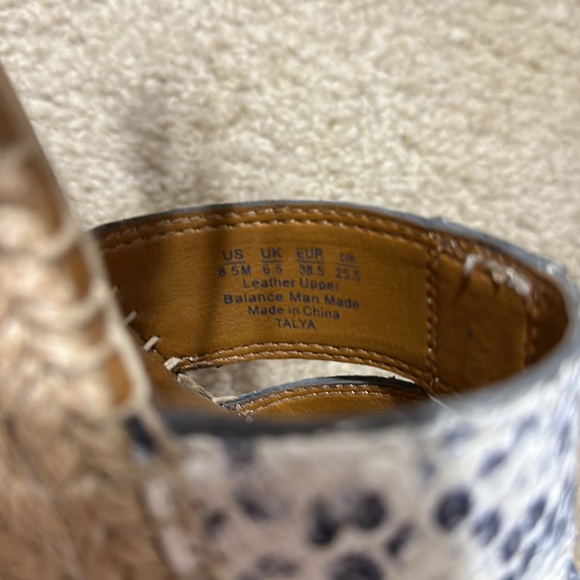 NWOB Franco Sarto Leather Wedges - Picture 4 of 5